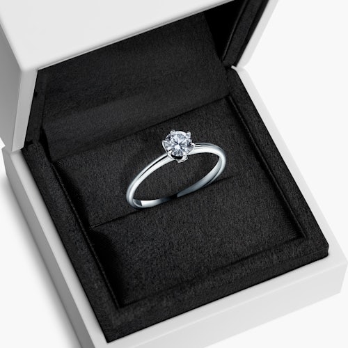 Pierścionek zaręczynowy The Journey: białe złoto, diament laboratoryjny